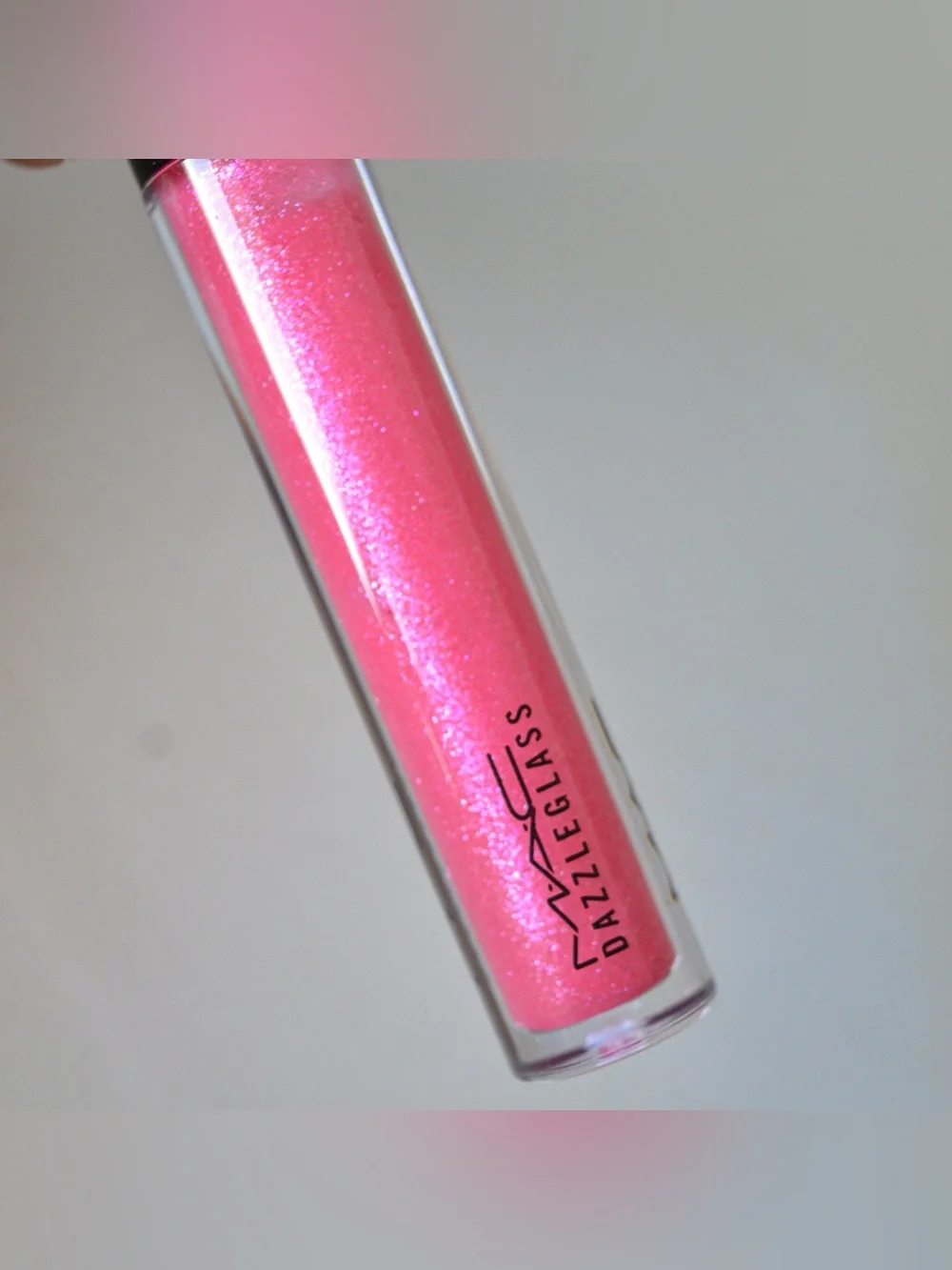 MAC Cosmetics Dazzleglass Lipgloss *STEPPIN' OUT* Limited Edition Hot Pink BNIB